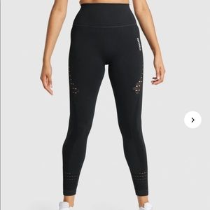 Gymshark Energy Seamless Leggings (Maroon)